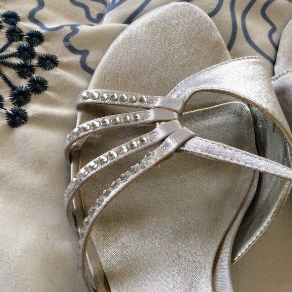 Strappy Gray Heels - Picture 7 of 9